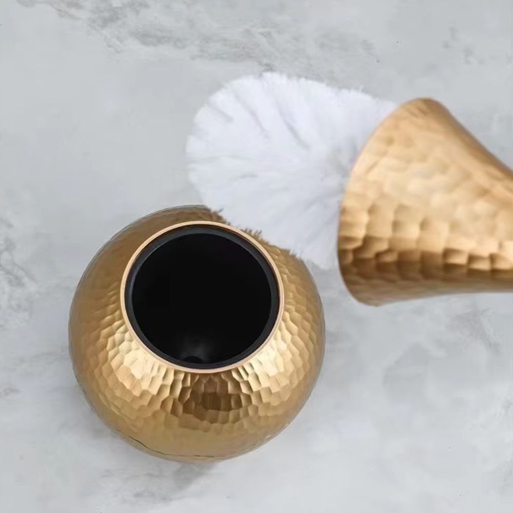 Gleamira – Elegant Toilet Brush with Concealed Holder