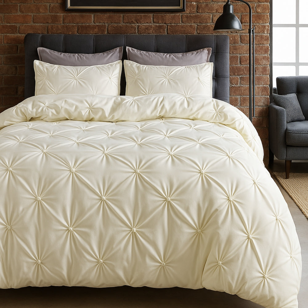AmoreEase – Pinch Pleat Duvet Cover Set