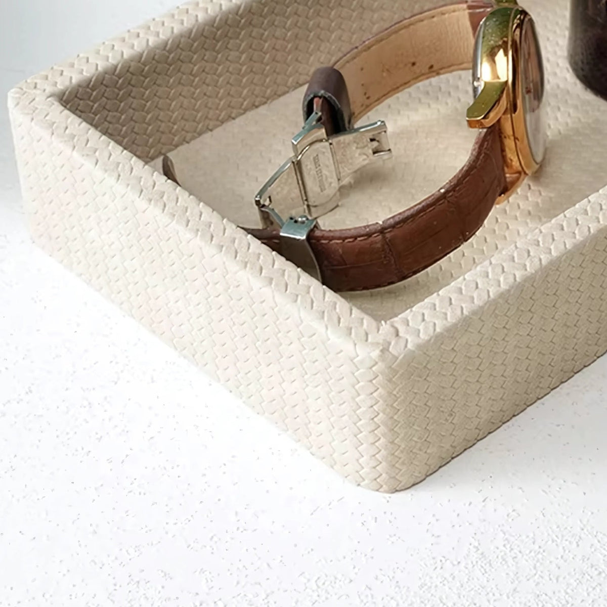 Creston Desk Organiser Tray - Croc-Textured Wood, Elegant Storage for Jewelry and Essentials 3