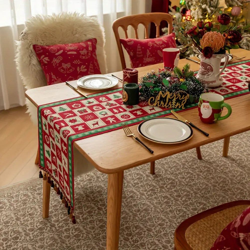 Felora Christmas Table Runner - Microfiber, Festive Checkered Design 4