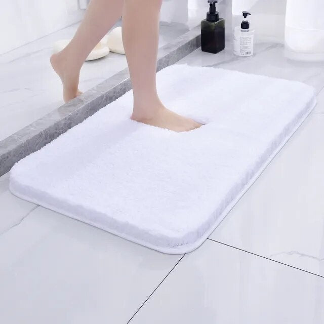 PlushHaven – Ultra-Soft Fur Bath Rug