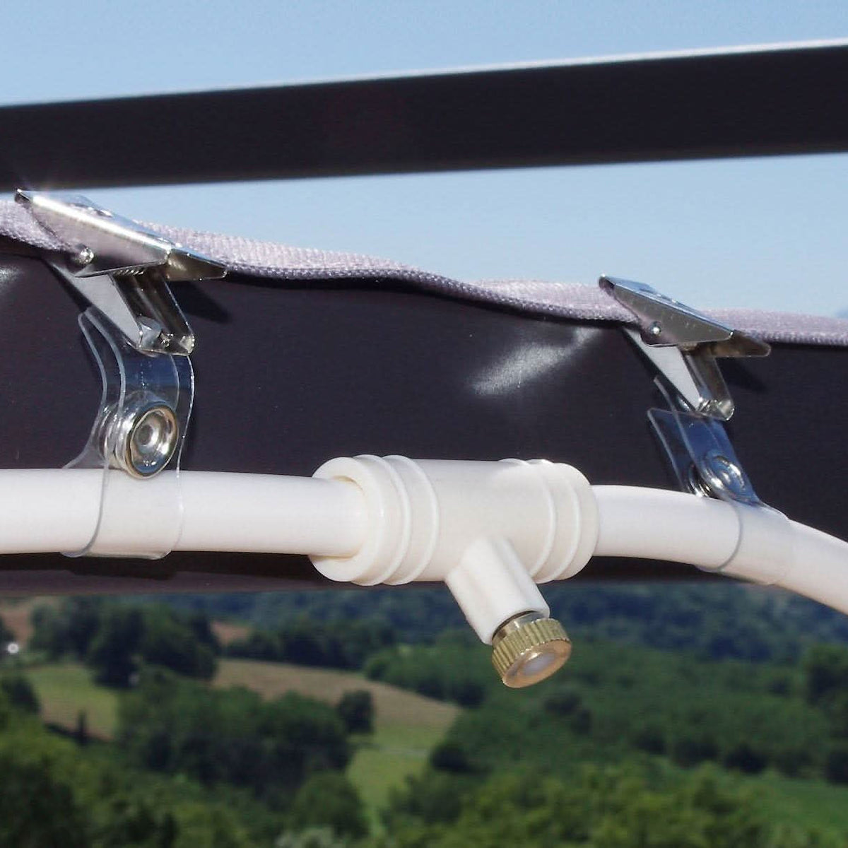 MistFlow Pro – Outdoor Cooling Irrigation System – Fine Mist Garden Solution