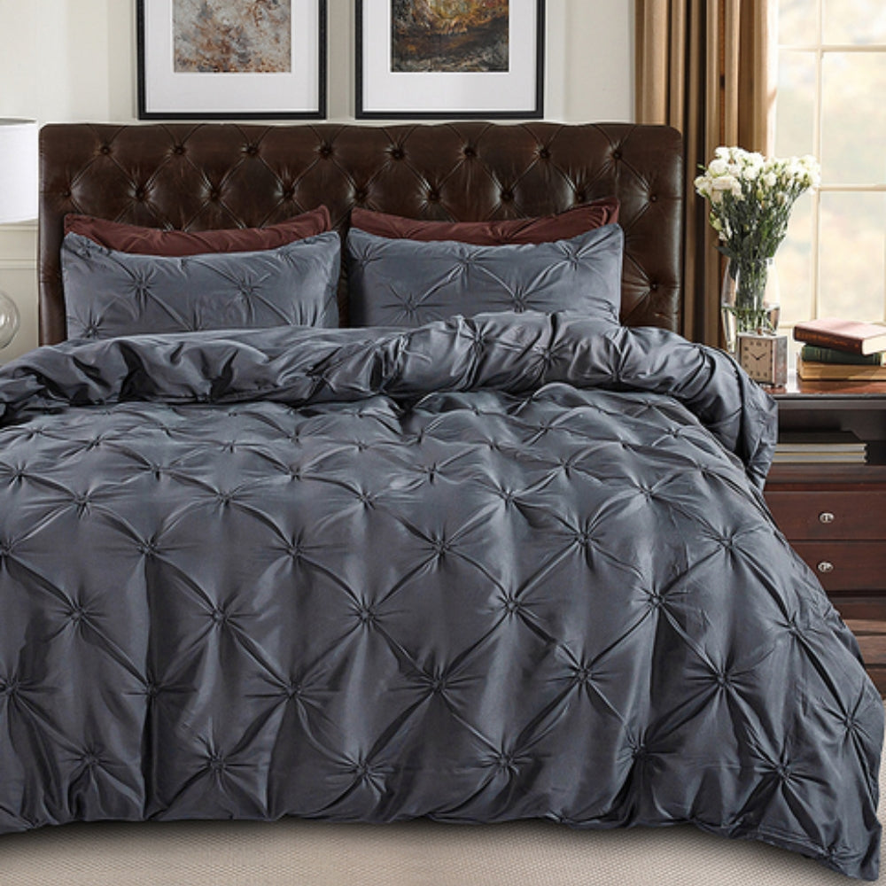 AmoreEase – Pinch Pleat Duvet Cover Set