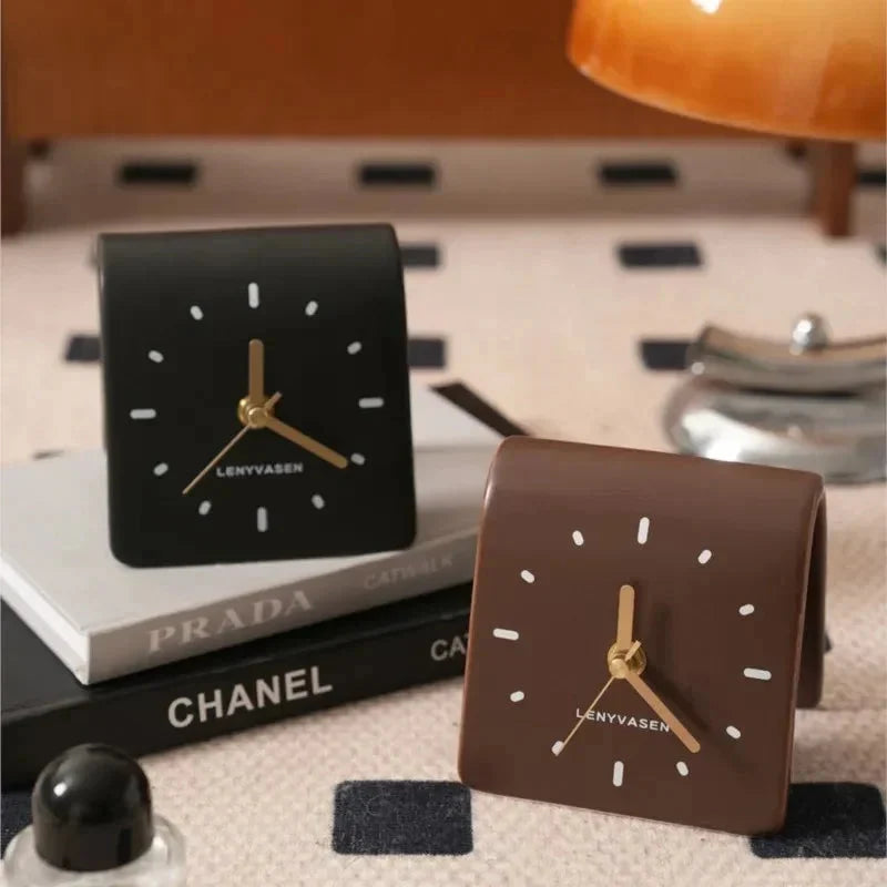 Ceramic Table Clock Arch-Shaped Design - Polished Finish, Silent Quartz Movement, Decorative Desk Clock 1