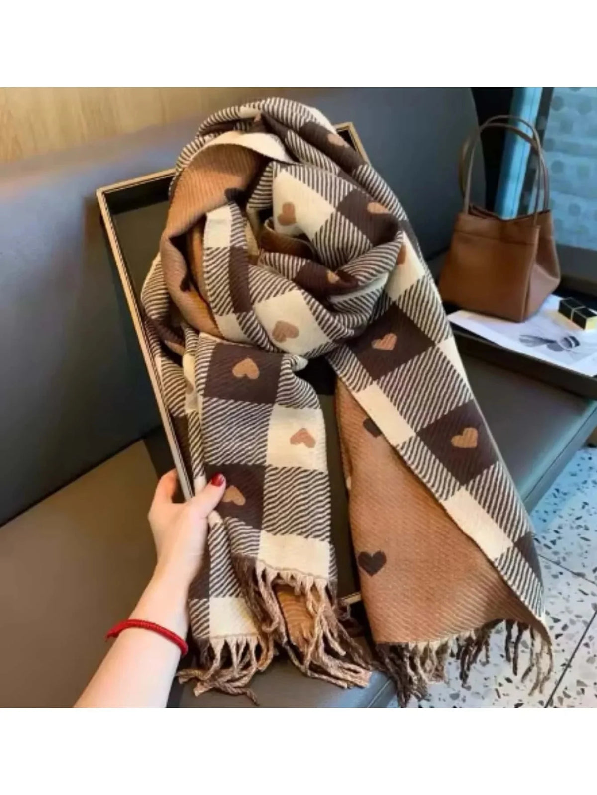 Knitted Wool Winter Scarf - 200x70cm Heart Pattern, Soft Warm Wrap for Women, Cozy Autumn and Winter Accessory 4