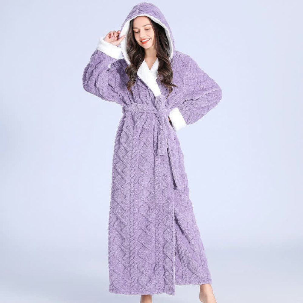 Plush Long Hooded Robe - Soft Fabric, Cozy Comfort for Women 1
