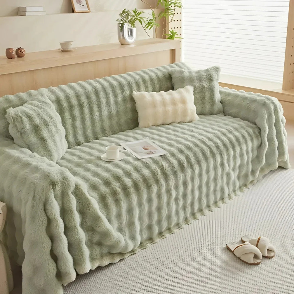 Ravine Faux Fur Blanket - Soft Touch, Modern Design 5