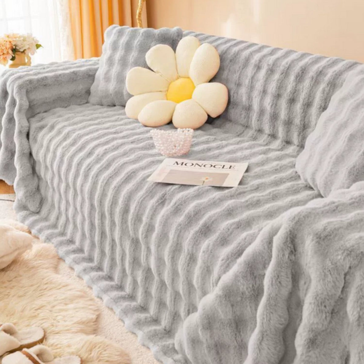 Ravine Faux Fur Blanket - Soft Touch, Modern Design 6