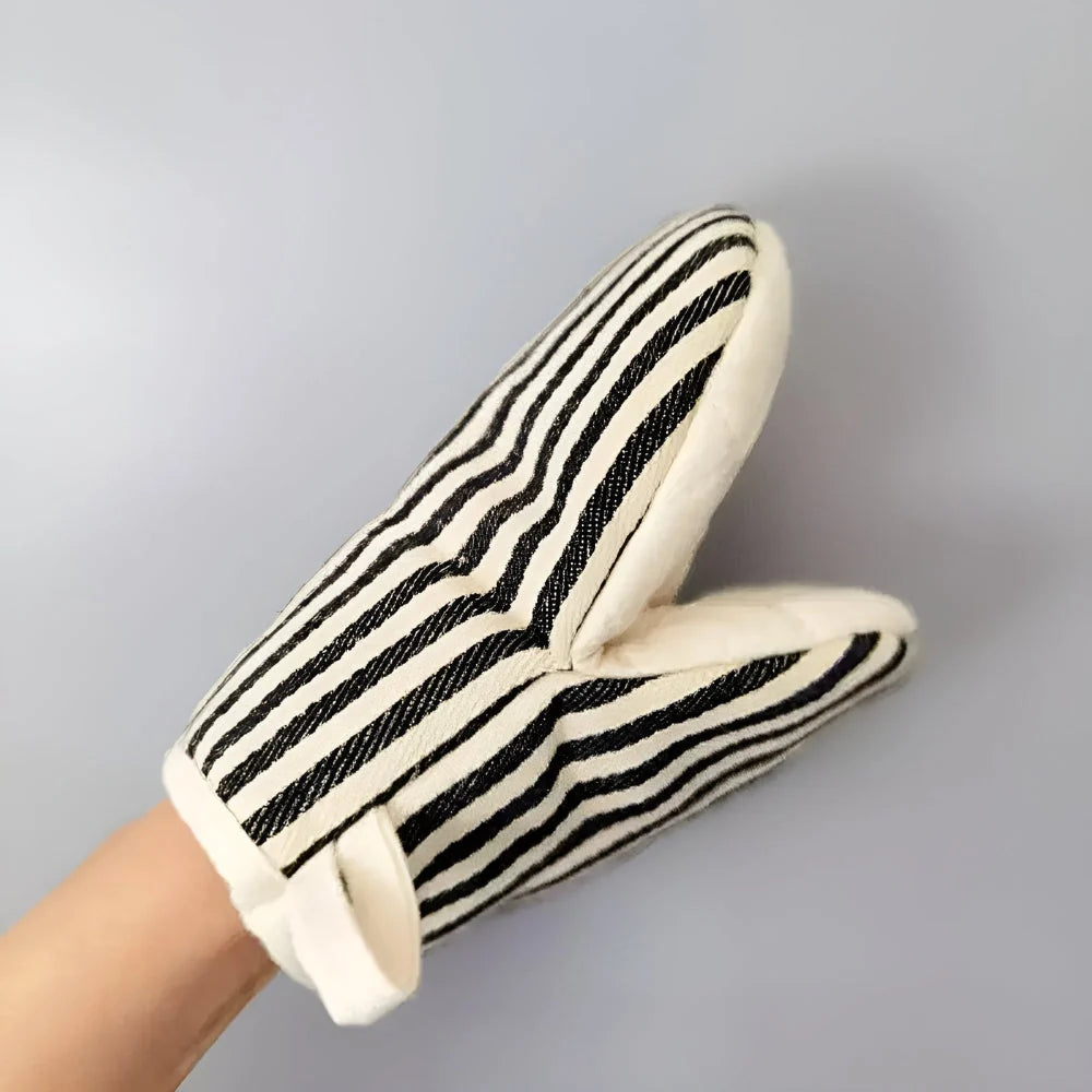 Sierra Oven Mitts - Heat-Resistant Microfiber, Striped Design 10