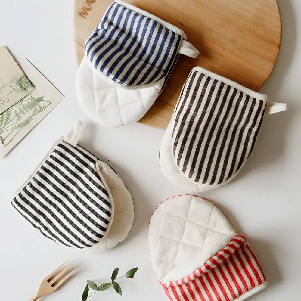 Sierra Oven Mitts - Heat-Resistant Microfiber, Striped Design 8