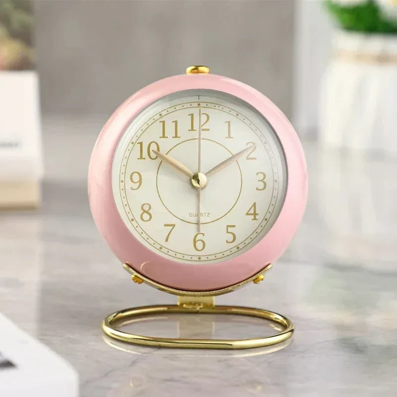 Silent Analog Alarm Clock - Vintage Style with Night Light, Compact Design for Bedroom & Nursery 2